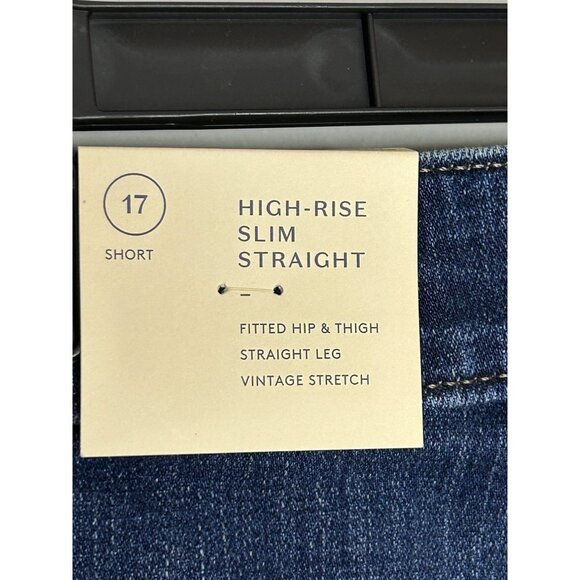 Women’s universal threads jeans sz 17 short high rise slim straight NWT - Picture 5 of 5